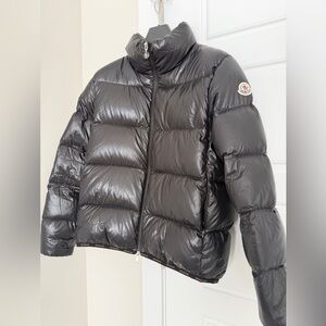 Like new Moncler Abbadia Short Down Jacket